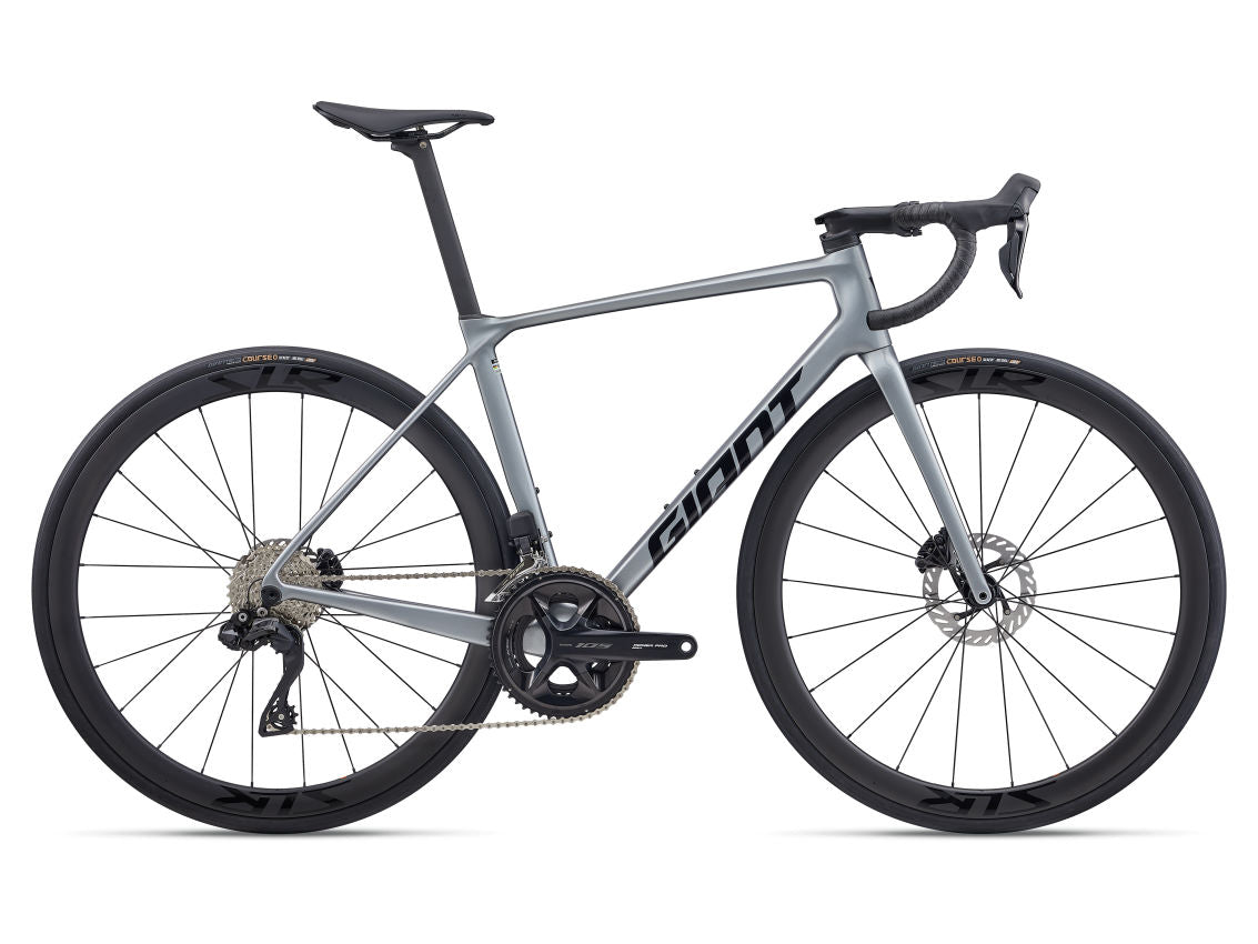 2026 Giant TCR Advanced Pro 1 Di2 - Tech Silver